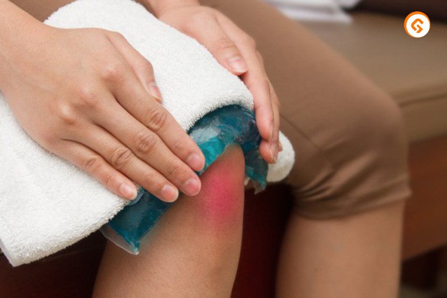 Chườm nóng - lạnh xen kẽ giúp giảm đau hiệu quả